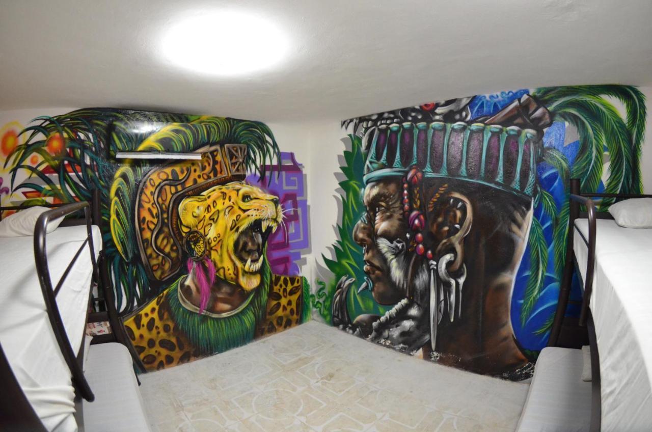 Fiesta Party Hostel - Cancún Exteriör bild