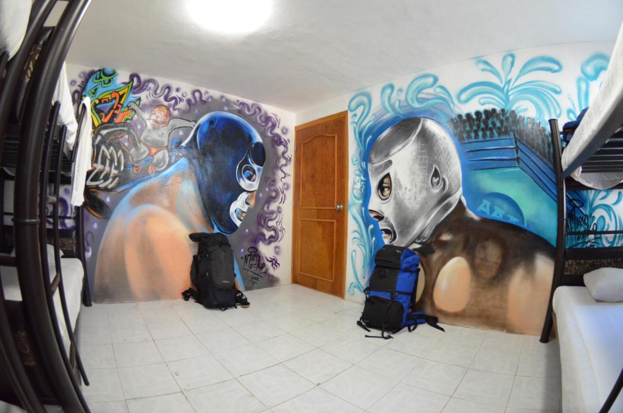 Fiesta Party Hostel - Cancún Exteriör bild