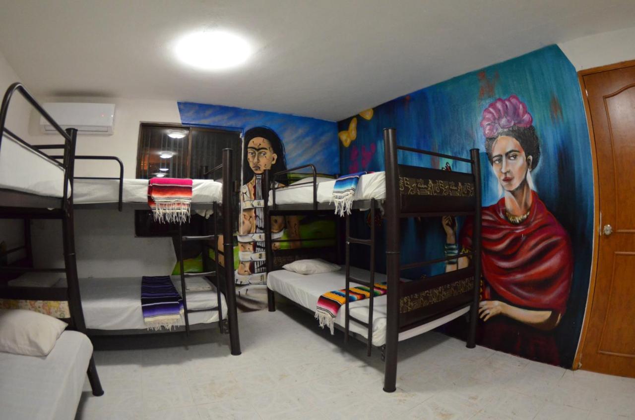 Fiesta Party Hostel - Cancún Exteriör bild