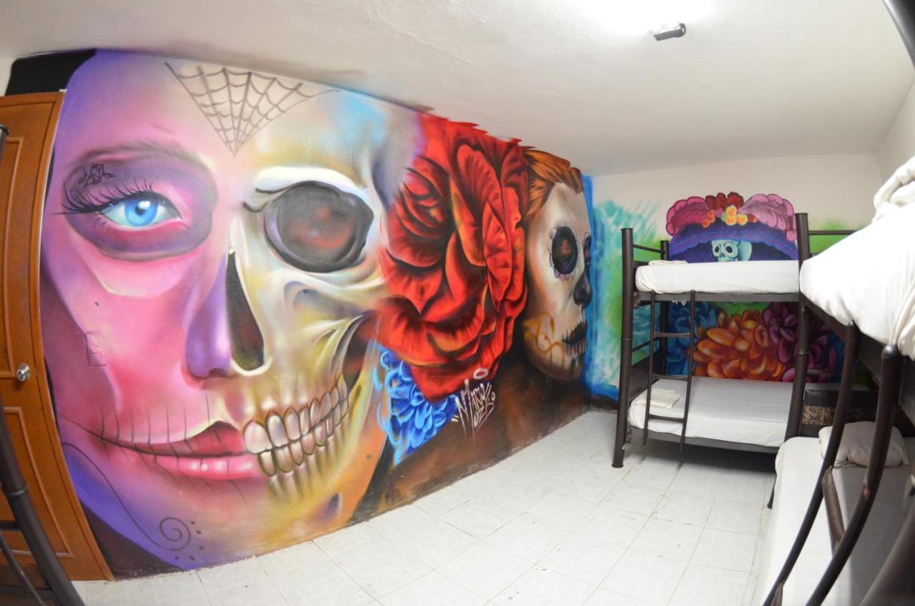 Fiesta Party Hostel - Cancún Exteriör bild