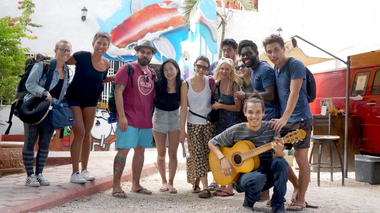 Fiesta Party Hostel - Cancún Exteriör bild