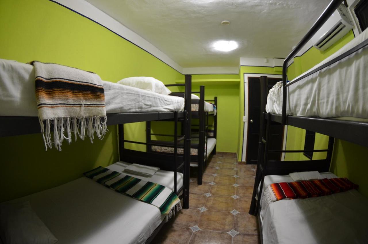 Fiesta Party Hostel - Cancún Exteriör bild